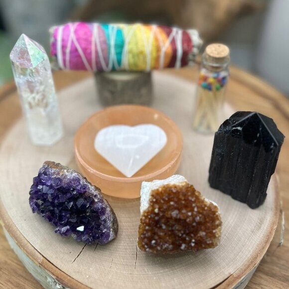 Crystal Gift Box Love Healing and Spiritual Connection Set for Valentines Day - Picture 4 of 12